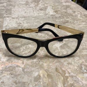 Gucci 👓 sunglasses & case